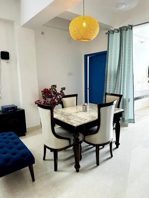 Nilambar Apartman Váránaszi
