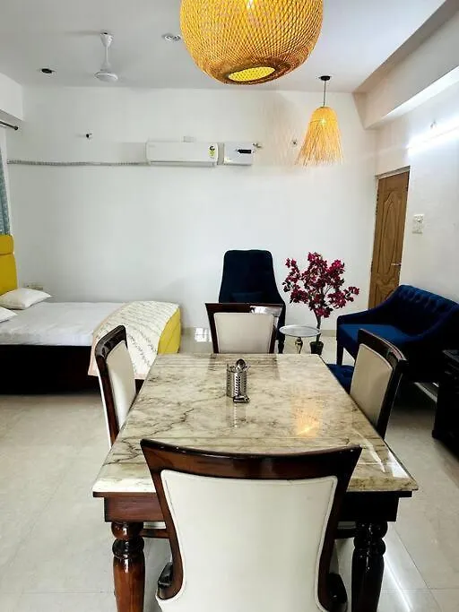 Nilambar Apartman Váránaszi India